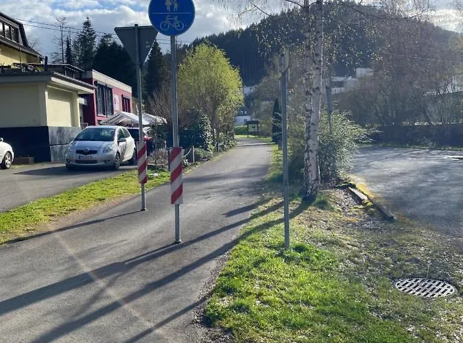 Am Ruwer-hochwald-radweg, 1 * Gutweiler